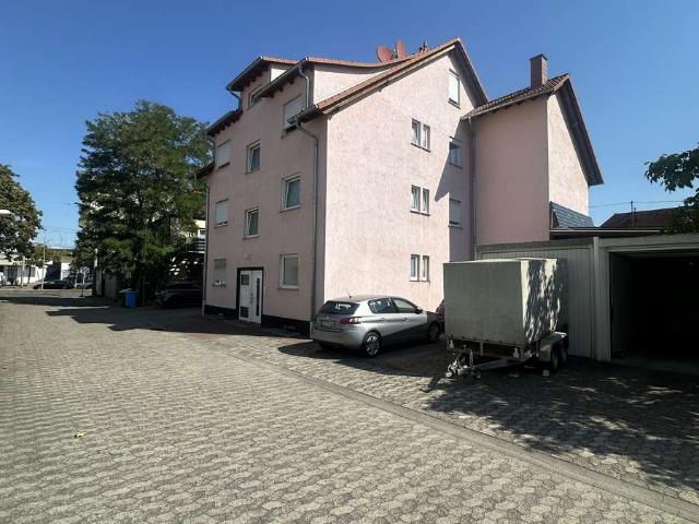 Top Kapitalanlage mit 7 % Rendite ! 2 Zimmer Souterrainwohnung