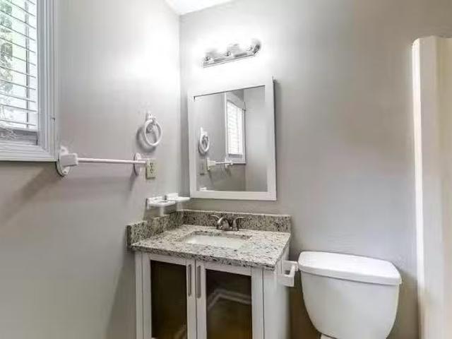 Top Host Updated Rex Home Near Atlanta & Panola Mountain State.