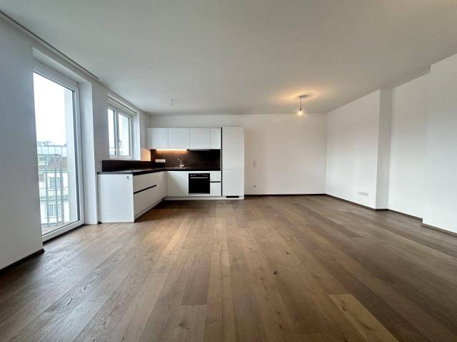 SOMMERAKTION: Maklerprovision nur 1,5% I 3 Zimmer DG Wohnung I Nähe Naschmarkt