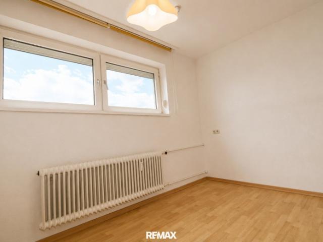 Top Investment oder Eigenheim: 2 Zimmer Wohnung mit Fernblick nahe dem Klinikum