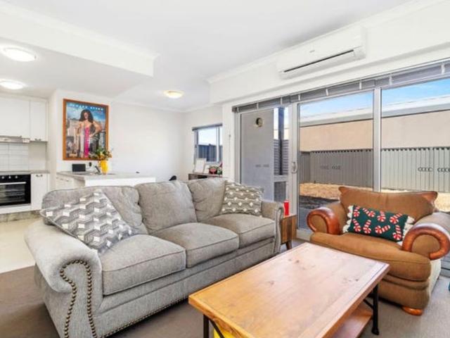 Top Locale. Walk to Everything! Ultra convenient life style