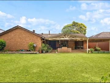TOP LOCATION 5 BEDROOM HOME