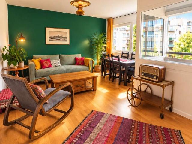Top Location. Fully furnished two room flat in Kreuzberg