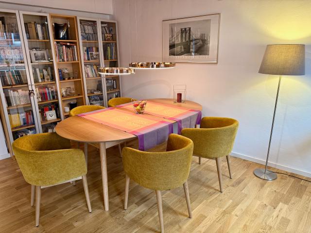 TOP location! Modern 2,5 room apartment in the historic town center, private parking optional