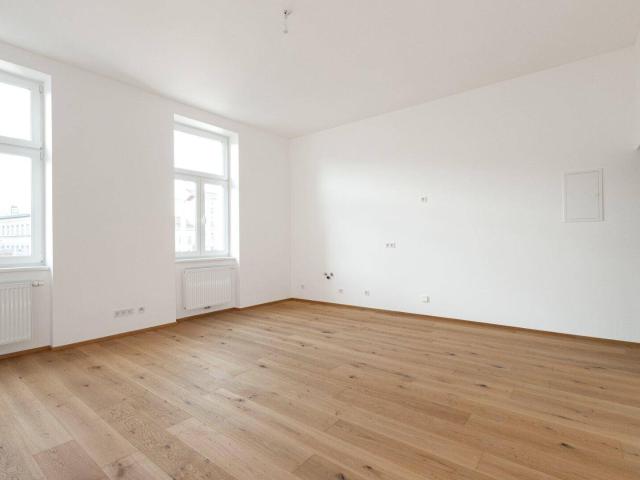 Schnäppchen! 2 Zi. Altbau | ERSTBEZUG | 7. Bezirk | TOPLAGE