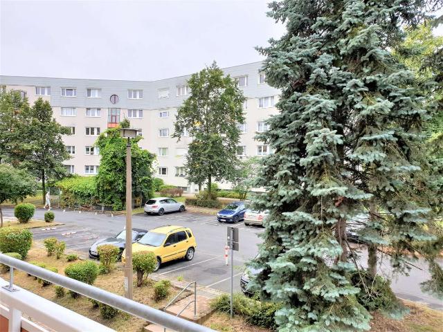 Top Lage, Top Preis: Geräumige 3 Zimmer Wohnung mit Balkon zum günstigen Mietpreis!