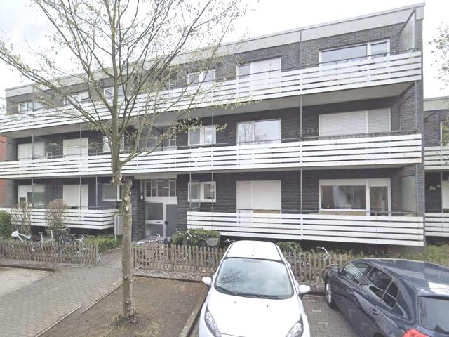 Top Lage * Uni / Campus Nähe * Helles Apartment mit EBK und großem West Balkon