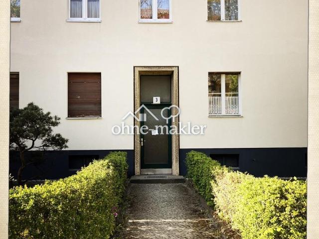 Top Lage! Wohnen am Rüdesheimerplatz freie helle 2 Zimmerwohnung mit viel Potential
