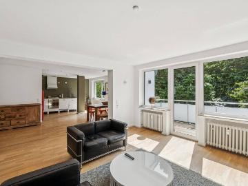 Top Lage: Exklusive 3,5 Zi. Wohnung mit hochwertiger EBK, 2 Bädern u. Sonnenbalkon