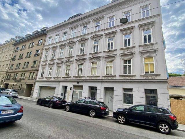 TOP LAGE! Helle 3 4 Zimmer Altbauwohnung im 3. Liftstock