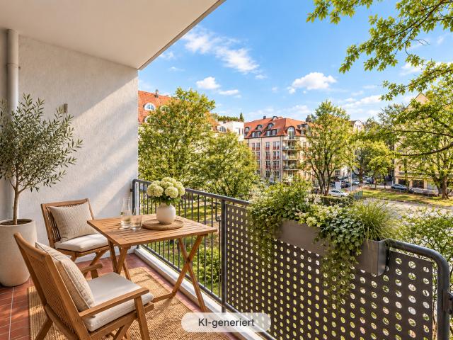 Top Lage im Lehel: Bezugsfreies Apartment mit Balkon am Englischen Garten