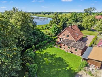 Top Lage in Detern mit Deichnähe: Großzügiges Einfamilienhaus mit ca. 175 m² Wohnfläche
