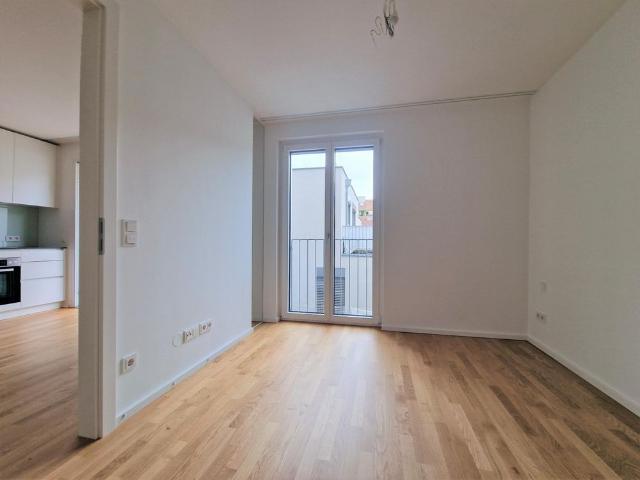 TOP LAGE in Meidling! Neuwertige, helle 2 Zimmer Wohnung ab sofort verfügbar!