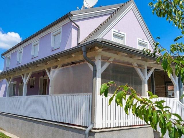 wunderschönes Zweifamilienhaus in Top Siedlungslage auch für Anleger perfekt