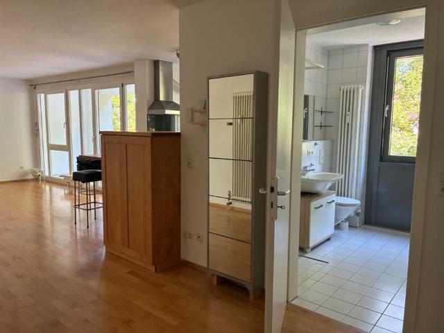 Top Lage: Innenstadtwohnung mit Balkon, Grünblick & Tiefgarage
