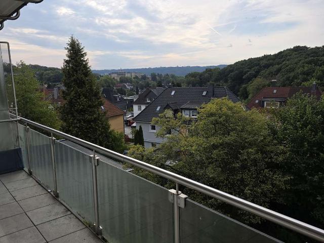 Top Lage Katernberg! Schönes großzügiges Appartement mit herrlichem Balkon und modernen Badezimmer!