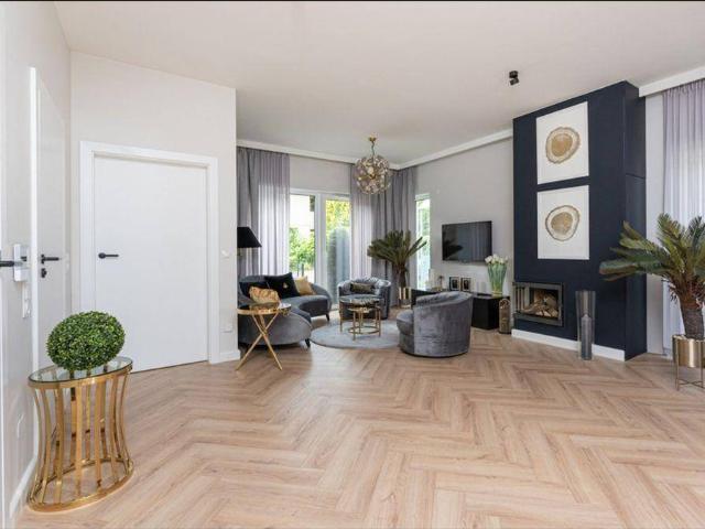 TOP LAGE Reihenendhaus mit 5 Zimmern und Garten ab Oktober 2026