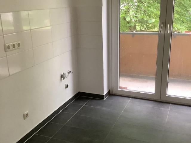 Top Lage! Sanierte/Renvierte 3 Zimmer Whg. Anmietbar erst zum 15.08.2026 !