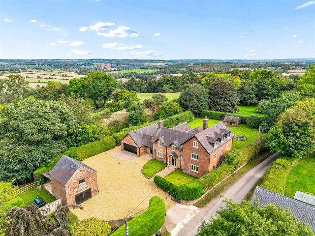 Top Lane, Beech, Stoke On Trent 6 bed farm house to rent £5,000 pcm £1,154 pw