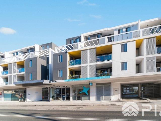 Top level apartment with great inner west position