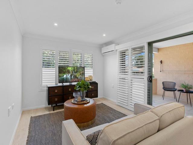 Top level one bedroom serviced apartment