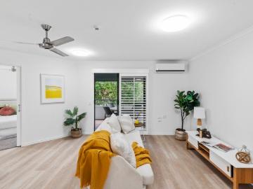 Top level one bedroom serviced apartment
