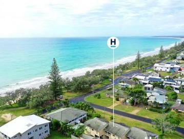 TOP LEVEL TWO BEDROOM UNIT OCEAN VIEWS