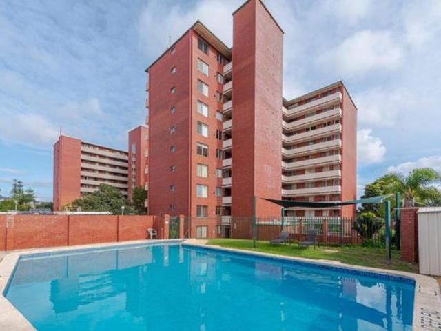 Top Level Unit amazing City Views