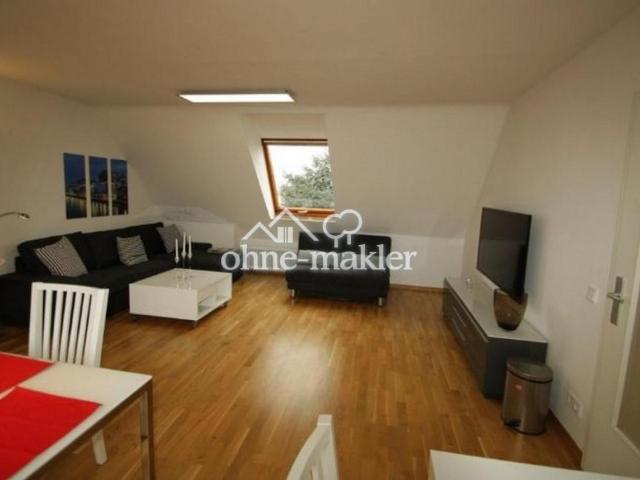 Top möblierte Dachgeschosswohnung