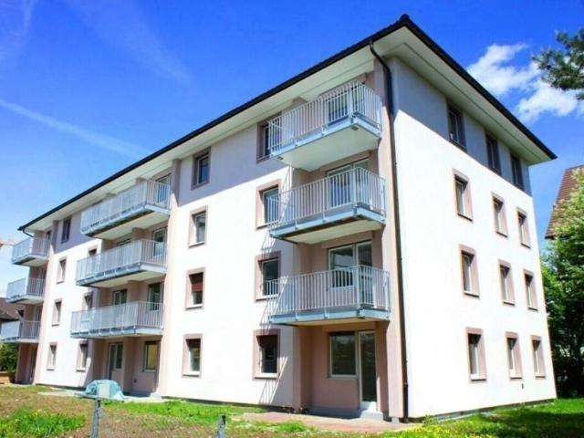 Top modern, hell mit Balkon im Zentrum!