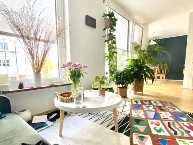 TOP MODERN* Lichtdurchflutete Neubau Wohnung mit Balkon in bester Lage