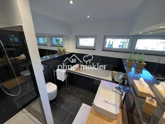 Top modern 3,5 Zimmerwohnung mit Wallbox in Binau