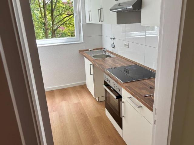 Top moderne 3 Zimmer Wohnung in HH Schnelsen