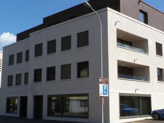 Top moderne attraktive 2.5 Zimmer Wohnung zu vermieten
