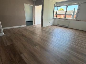 Top! Moderner Terrassenbungalow & TG Stellplatz