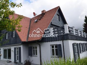 Top Mehrgenerationenhaus mit natürlicher Eleganz in Oberreichenbach ERH
