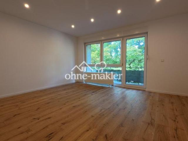 TOP neu sanierte 2 ZKB+Einbauküche+Balkon+Parkett