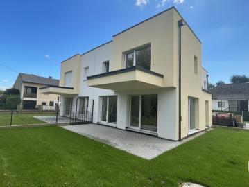 Top Neubau in Markgrafneusiedl: 5 Zimmer Ziegelhaus mit Eigengarten, Balkonen 2 Stellplätze – schlüsselfertig!