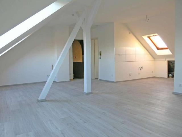 TOP SANIERT! 1 Zimmerwohnung mit EBK und Tageslichtbad in ruhiger Lage von Beiertheim