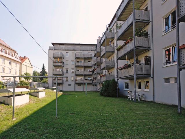 Top sanierte 3 Zimmer Wohnung mit Balkon
