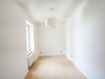 Top sanierte Wohnung Nähe Anton Bruckner Privatuni zu vermieten