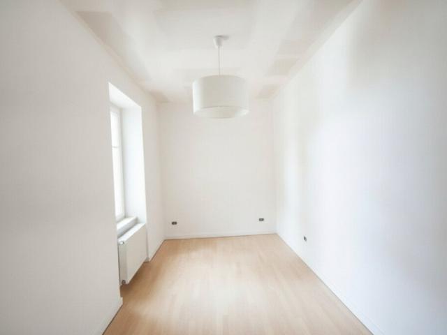 Top sanierte Wohnung Nähe Anton Bruckner Privatuni zu vermieten