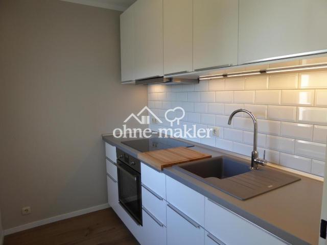 Top sanierte 1 ZKB Wohnung mit Balkon in Wiesbaden Nordenstadt