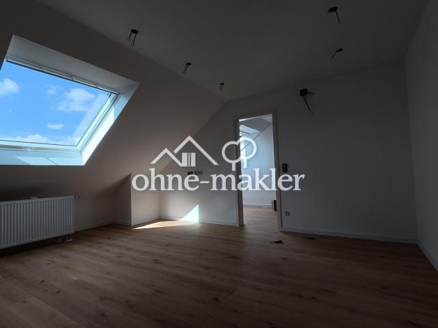 TOP sanierte 2 ZKB+Duschbad+Parkett
