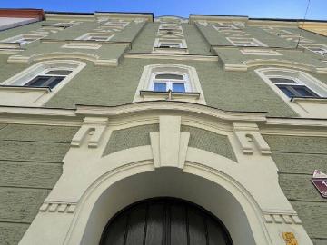 Top sanierte 2 Zimmer Wohnung im Altbau in Innsbruck!