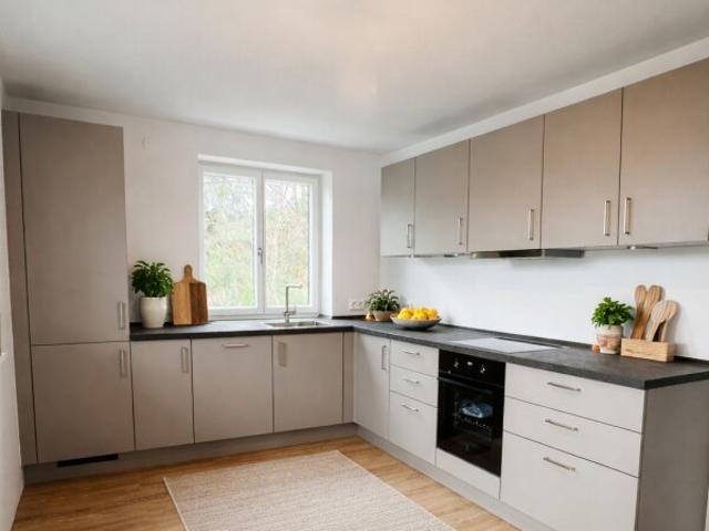 Top sanierte 2 Zimmer Wohnung mit Garten am nördlichen Stadtrand von Salzburg