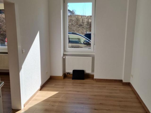 Top sanierte 2 Zimmer Wohnung mit großer Terrasse im Frauenland