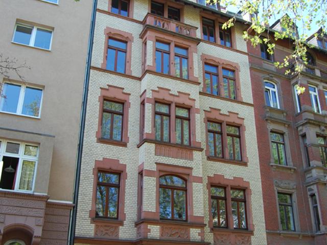 Top Sanierte 4 Zimmer – Altbauwohnung mit Balkon in Mz Altstadt, Nähe Kurfürstlichen Schloss