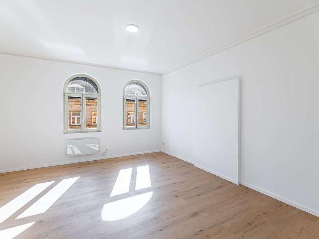 TOP sanierte Altbau 3 Zimmer Wohnung!