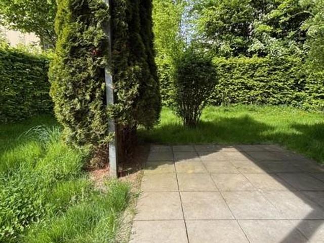 Top sanierte, exklusive Wohnung in bester Lage mit Garten